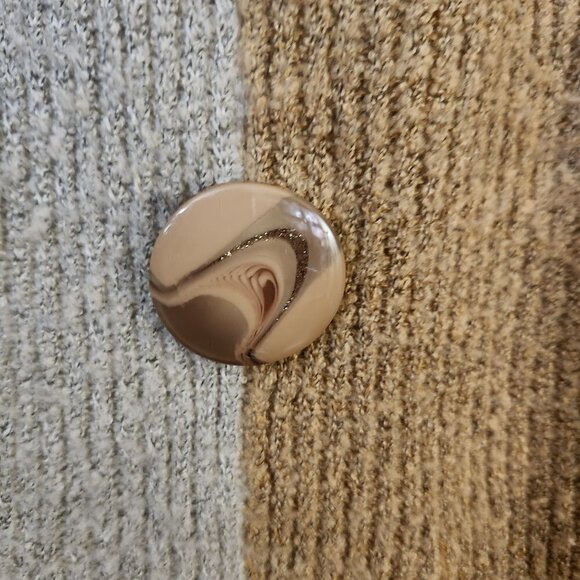 Unique Wool Blend Embroidered Neutral Large Button Pullover Sweater Size M - Picture 3 of 5